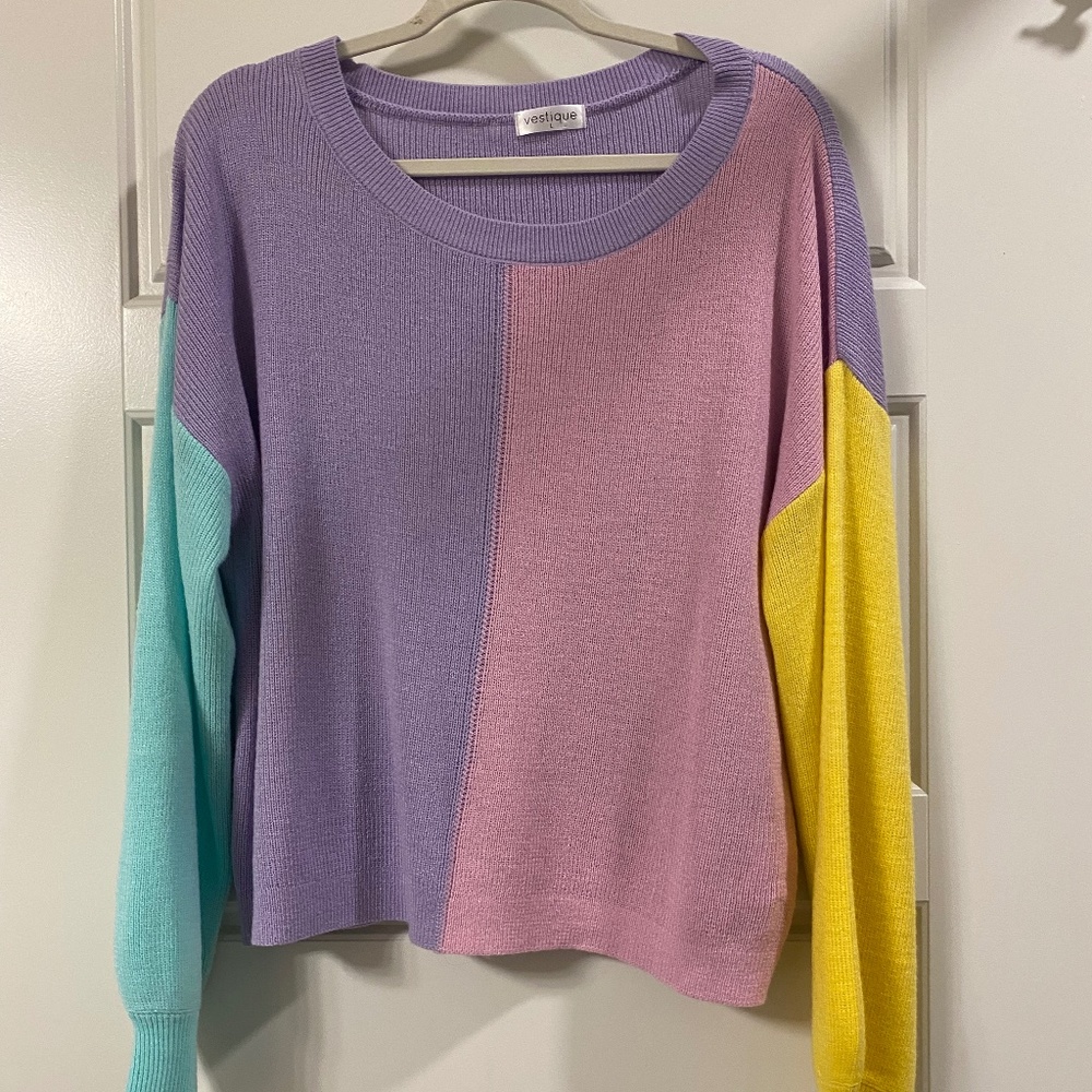 Light color block sweater